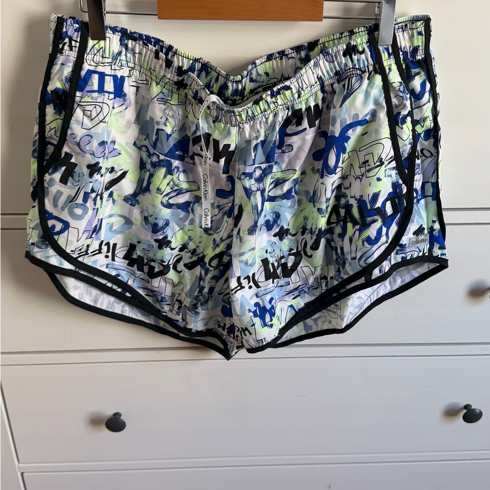 CWomen’s Graffiti Print Runner Shorts - Multicolor